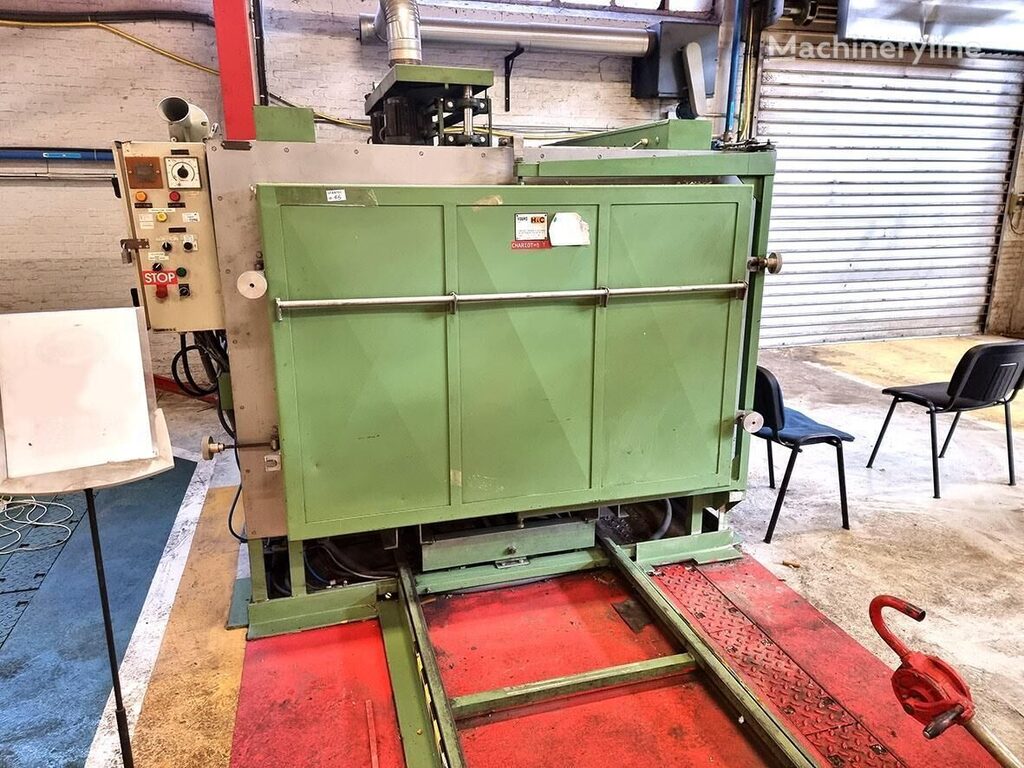 H&C Fours 400° C Laboratory Equipment for sale — view 2