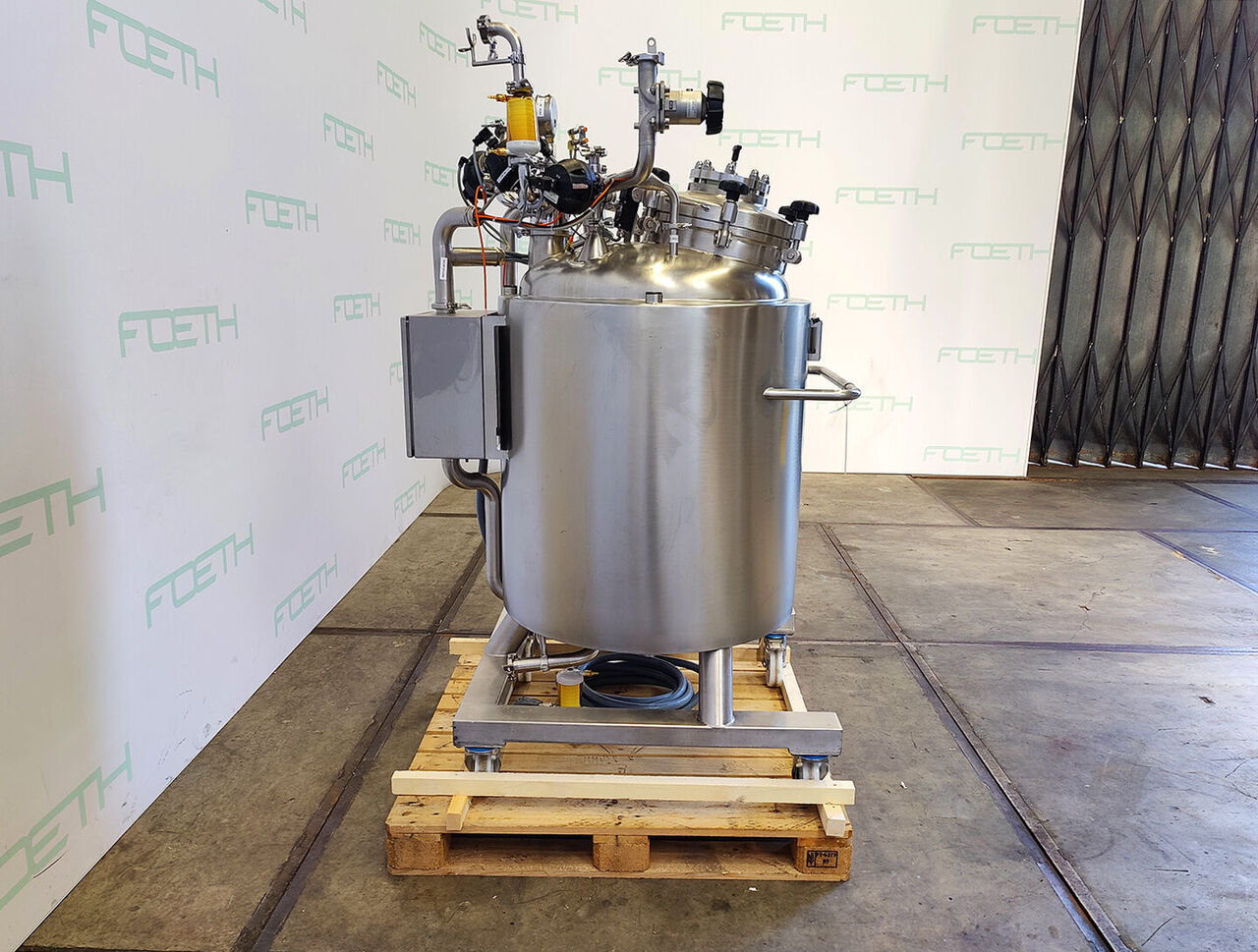 Haagen & Rinau 300 Ltr. - Pressure vessel Tank Container for sale — view 3