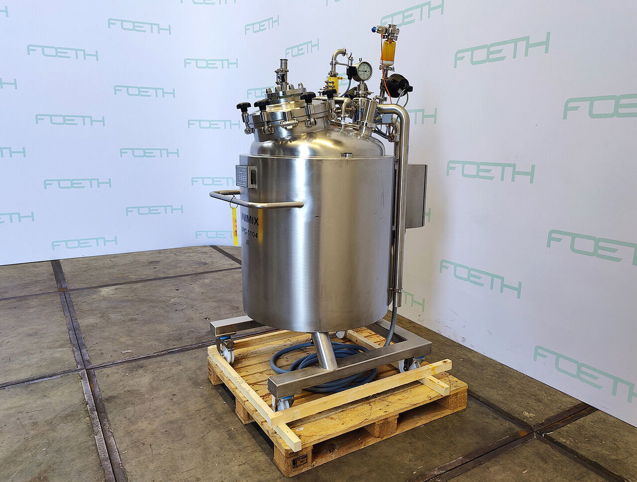Haagen & Rinau 300 Ltr. - Pressure vessel Tank Container for sale — view 4