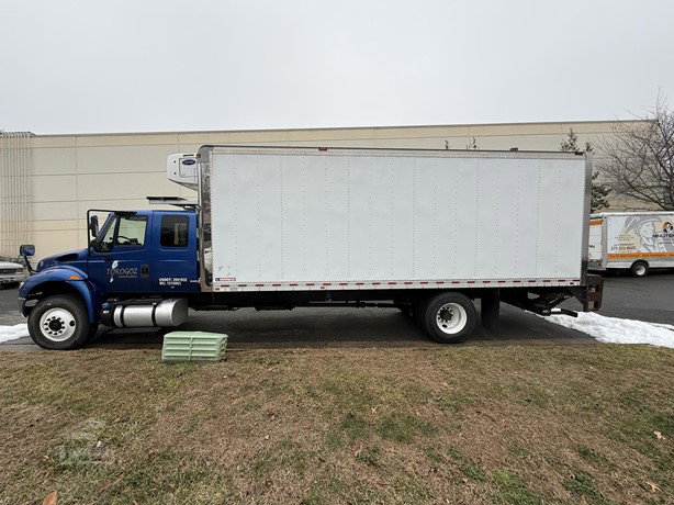 2016 International 4000 Box Truck for sale — view 4