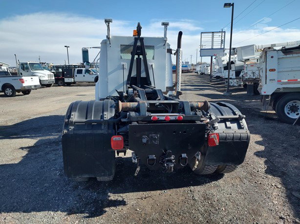 1995 International 4900 Hook Lift Truck for sale — view 4