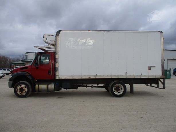 2015 International Durastar 4300 Refrigerated Truck for sale — view 2
