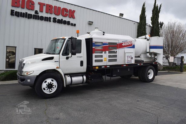2013 International Durastar 4300 Sewer Truck for sale — view 2