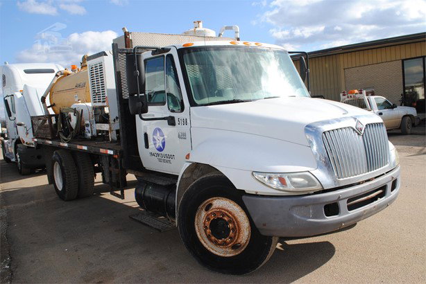 2005 International Durastar 4300 Sewer Truck for sale — view 2