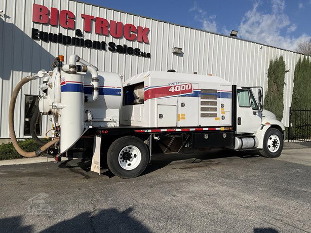 2014 International Durastar 4300 Sewer Truck for sale — view 3