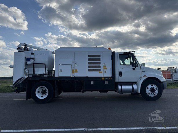 2014 International Durastar 4300 Sewer Truck for sale — view 3