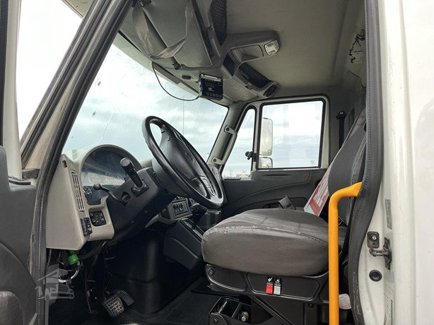 2017 International Durastar 4300 Refrigerated Truck for sale — view 4