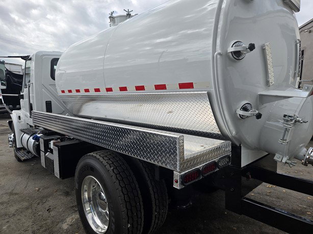 2016 International Durastar 4300 Sewer Truck for sale — view 5