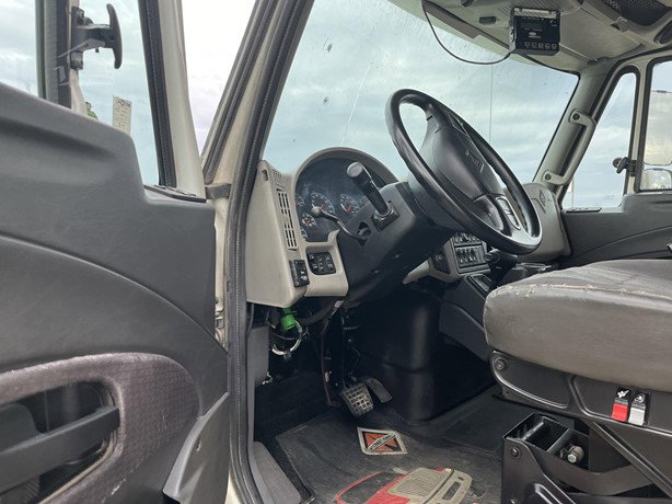 2017 International Durastar 4300 Refrigerated Truck for sale — view 5