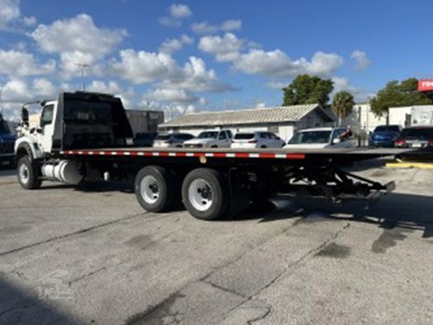 2019 International HV Tow Truck for sale — view 3