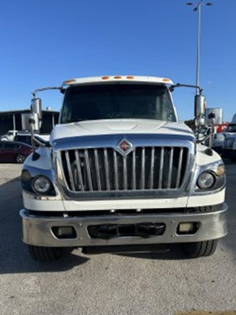 2019 International HV Tow Truck for sale — view 3