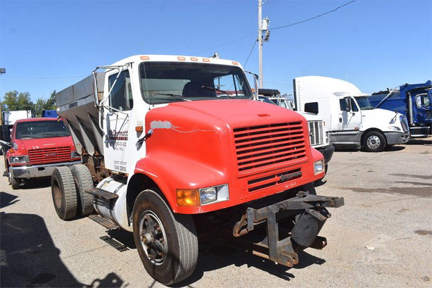 1990 International Workstar 7000 Pick Up Truck for sale — view 2