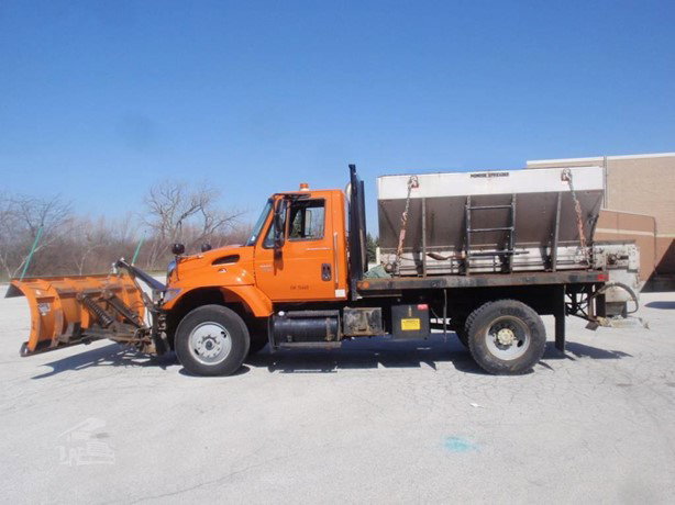 2005 International Workstar 7300 Pick Up Truck for sale — view 2