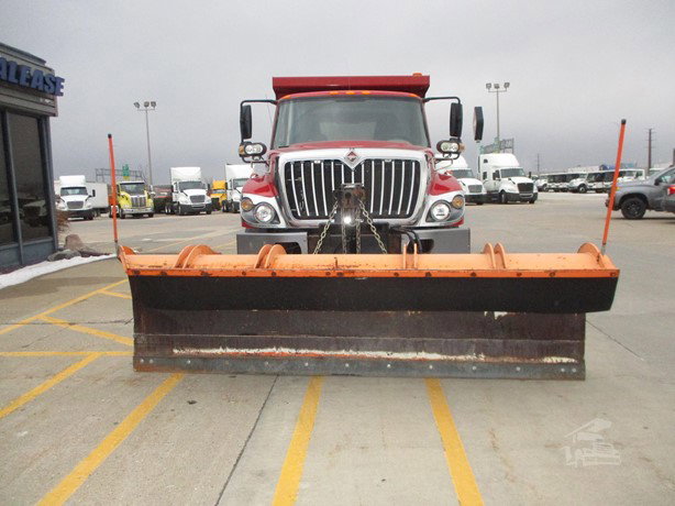 2011 International Workstar 7300 Pick Up Truck for sale — view 3