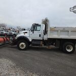 2003 International Workstar 7400 Pick Up Truck for sale — view 2