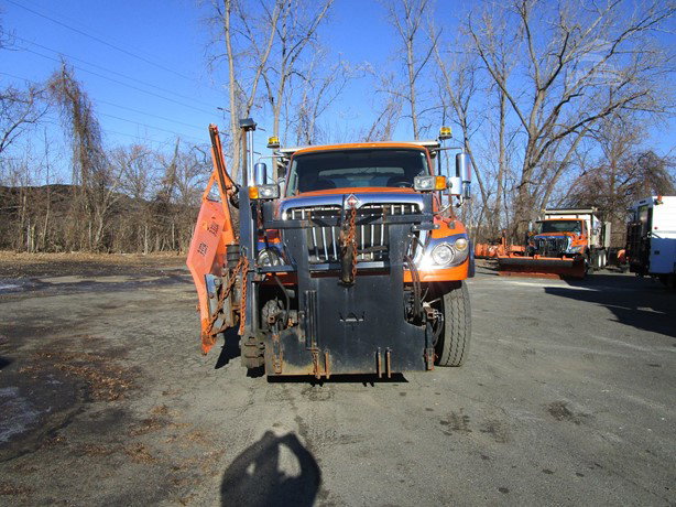 2011 International Workstar 7400 Pick Up Truck for sale — view 3