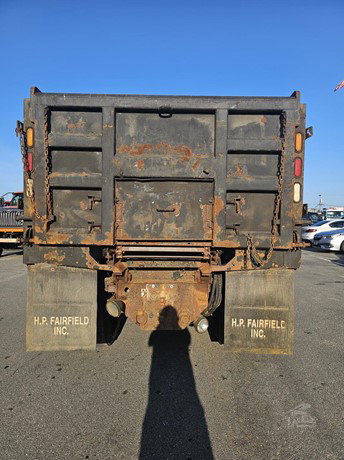 2009 International Workstar 7400 Pick Up Truck for sale — view 3
