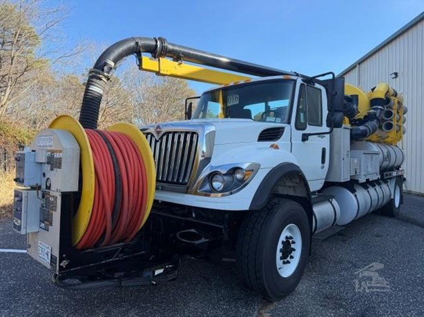 2014 International Workstar 7400 Sewer Truck for sale — view 3