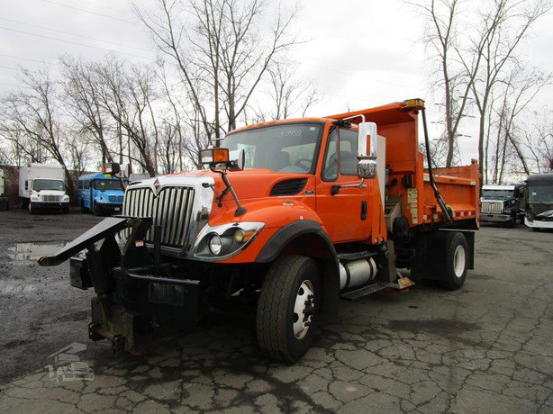 2013 International Workstar 7400 Pick Up Truck for sale — view 4