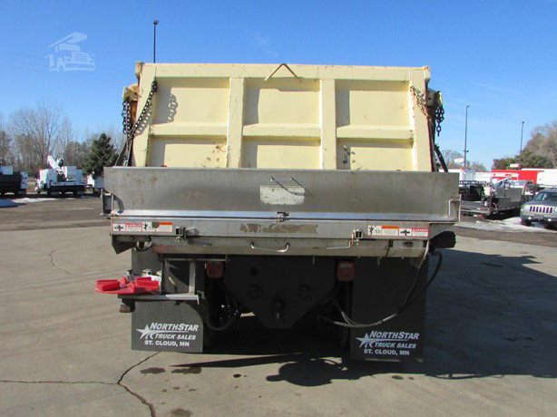 2011 International Workstar 7400 Pick Up Truck for sale — view 4