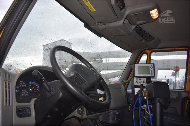 2010 International Workstar 7400 Pick Up Truck for sale — view 4