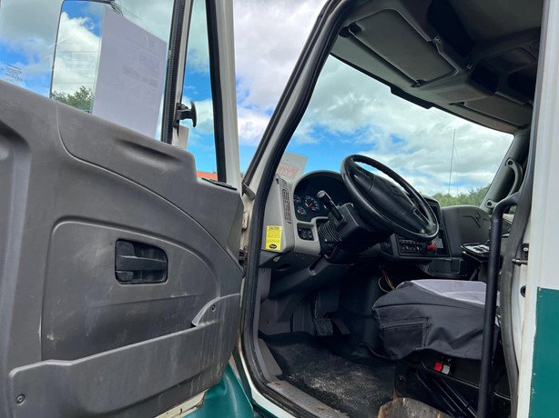 2008 International Workstar 7400 Pick Up Truck for sale — view 5