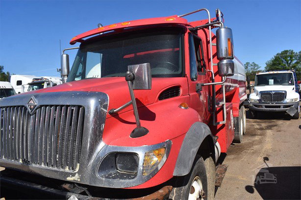 2005 International Workstar 7500 Tanker Truck - Fuel for sale — view 2