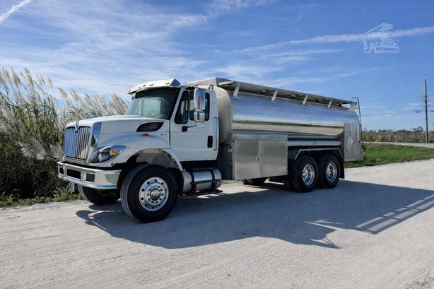 2010 International Workstar 7500 Tanker Truck - Fuel for sale — view 3