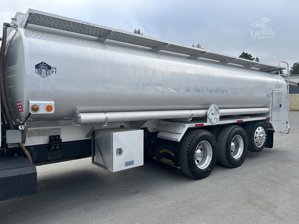 2012 International Workstar 7500 Tanker Truck - Fuel for sale — view 3