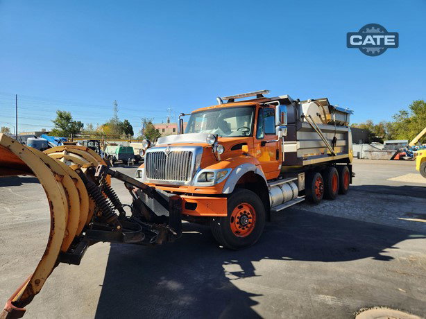 2007 International Workstar 7600 Pick Up Truck for sale — view 2