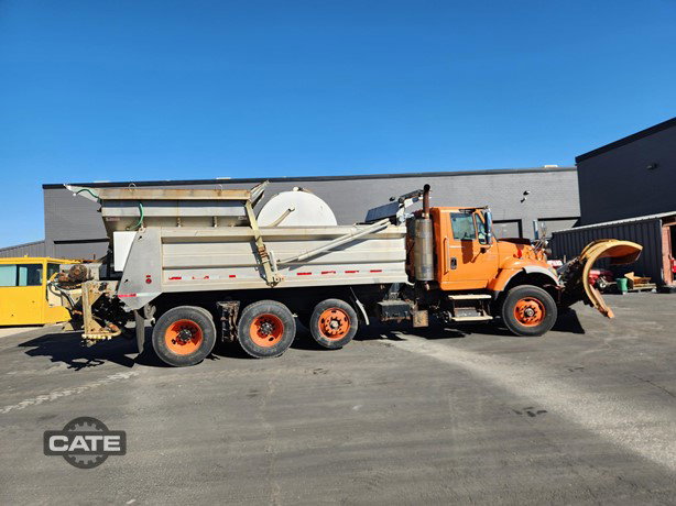 2007 International Workstar 7600 Pick Up Truck for sale — view 3