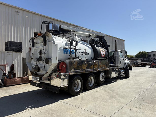 2013 International Workstar 7600 Sewer Truck for sale — view 3