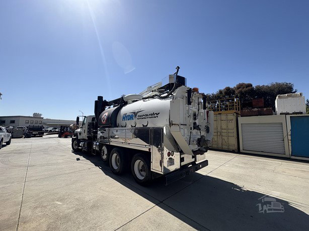 2013 International Workstar 7600 Sewer Truck for sale — view 4