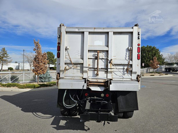 2013 International Workstar 7600 Pick Up Truck for sale — view 5