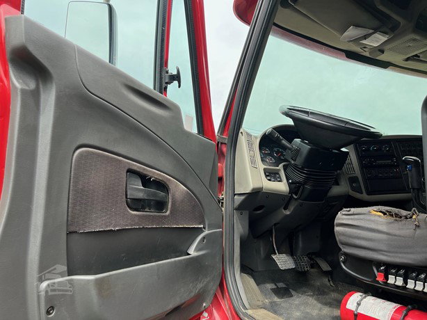 2013 International Workstar 7600 Pick Up Truck for sale — view 5