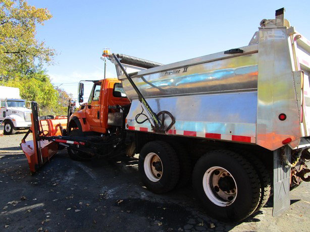 2009 International Workstar 7600 Pick Up Truck for sale — view 5