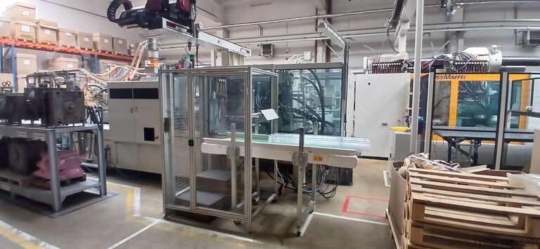 2007 Kraussmaffei KM 300-1900 C1 Injection Molding for sale — view 3