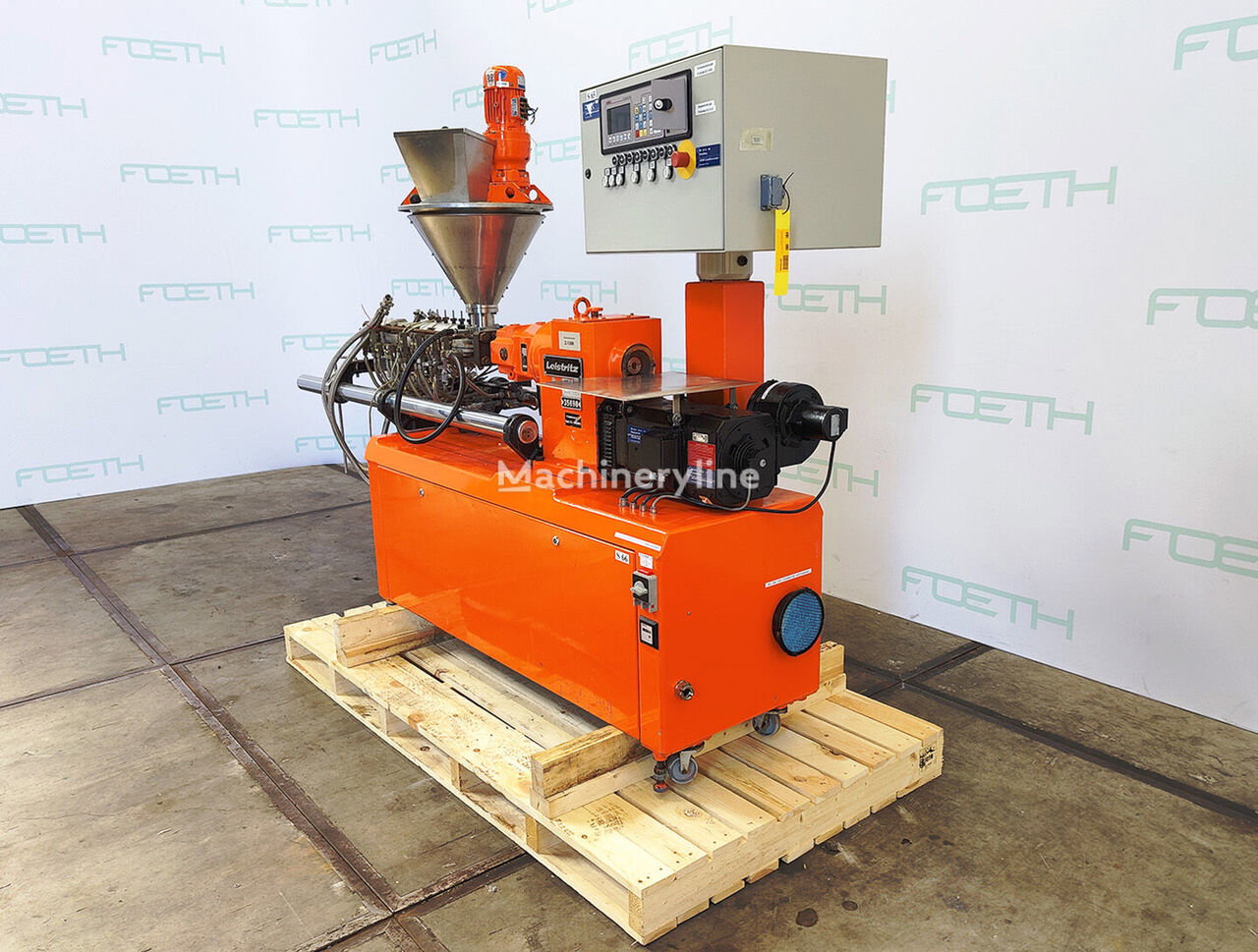 1990 Leistritz LSM-30 34 GG - Plastic Extruder for sale — view 5