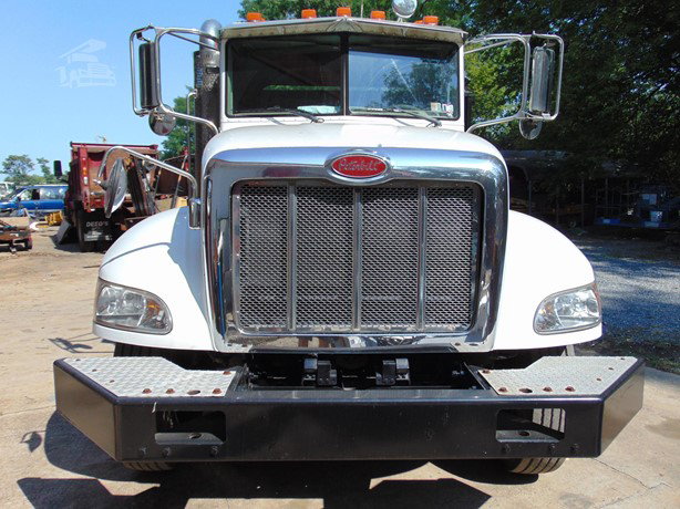 2009 Peterbilt 335 Sewer Truck for sale — view 3