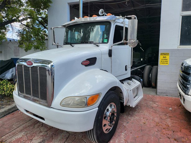 2014 Peterbilt 337 Sewer Truck for sale — view 2
