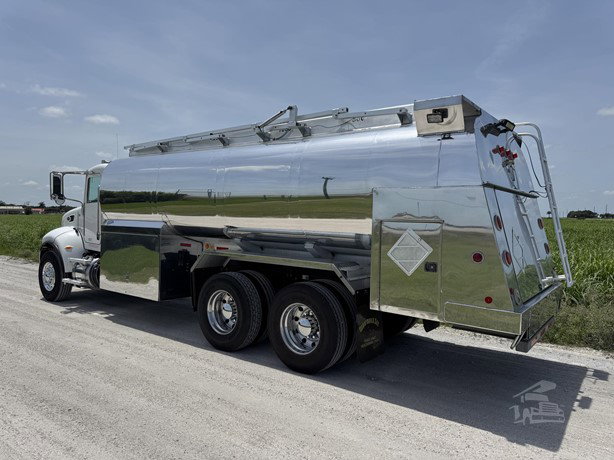 2013 Peterbilt 348 Tanker Truck - Fuel for sale — view 3