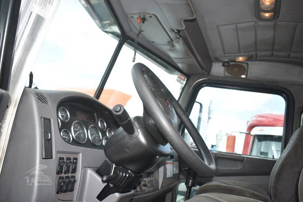 2013 Peterbilt 348 Tanker Truck - Fuel for sale — view 5