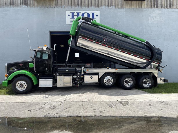2012 Peterbilt 365 Sewer Truck for sale — view 2