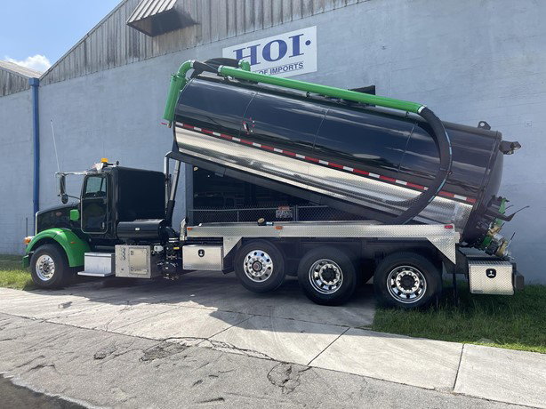 2012 Peterbilt 365 Sewer Truck for sale — view 3