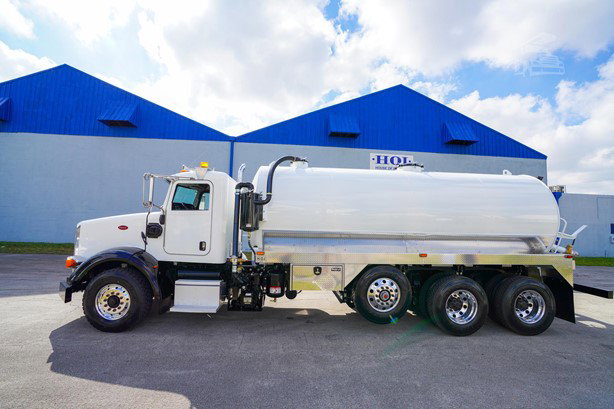 2015 Peterbilt 365 Sewer Truck for sale — view 3