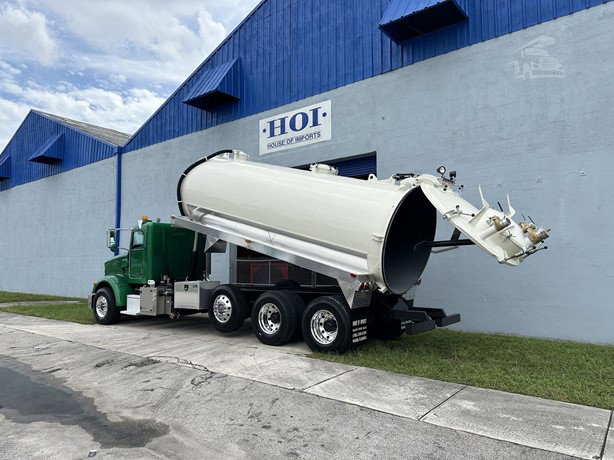 2013 Peterbilt 365 Sewer Truck for sale — view 3