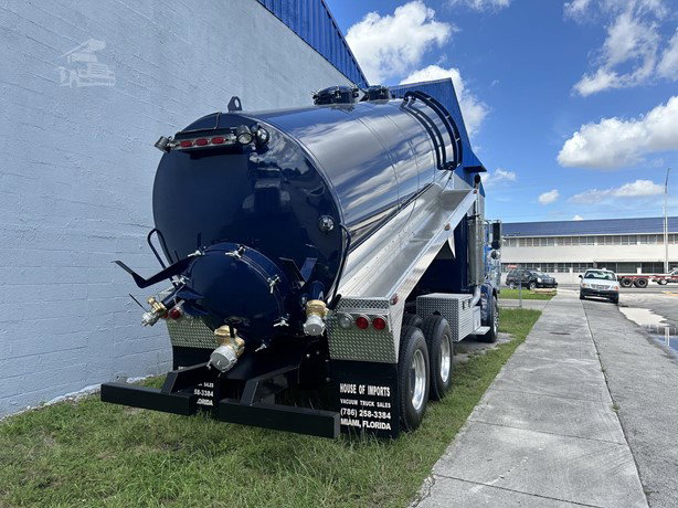 2011 Peterbilt 365 Sewer Truck for sale — view 4