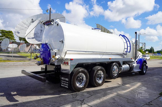 2016 Peterbilt 365 Sewer Truck for sale — view 5