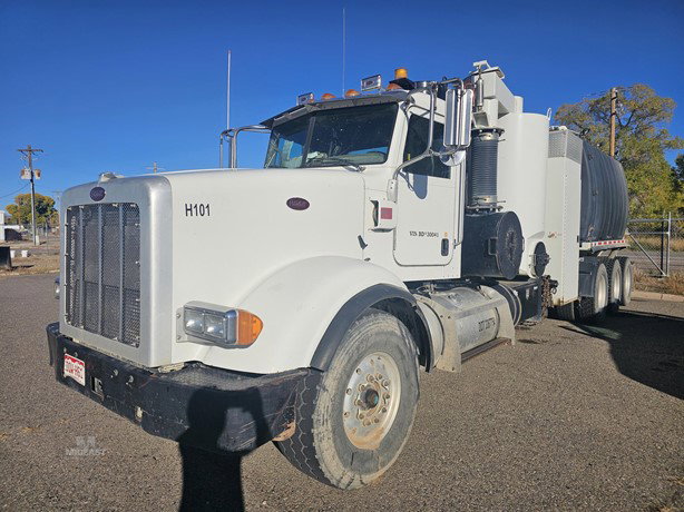 2011 Peterbilt 367 Sewer Truck for sale — view 2