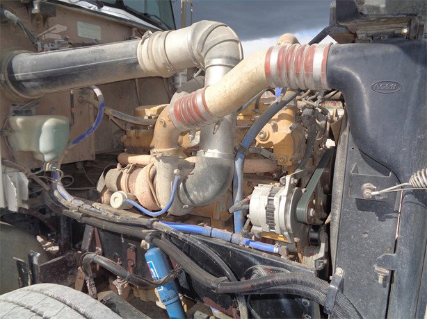 2000 Peterbilt 379 Tanker Truck - Fuel for sale — view 5